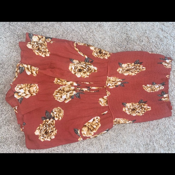 Cute pattern summer romper! - Picture 2 of 3